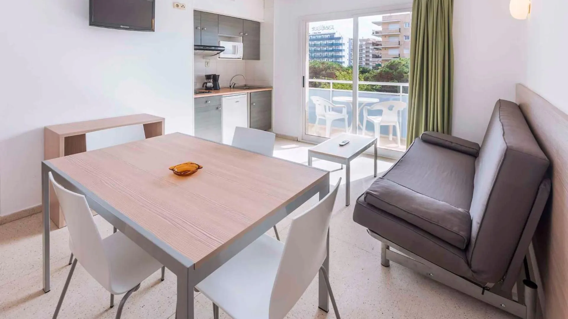 Apartments In Blanes/Costa Brava 35181